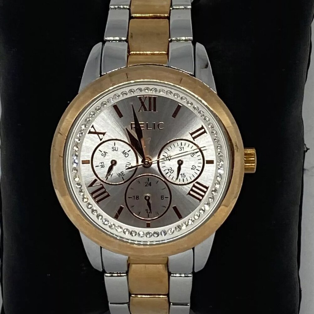 Relic ZR15828 Women's Two-Tone Stainless Steel Analog Dial Quartz Watch OL463